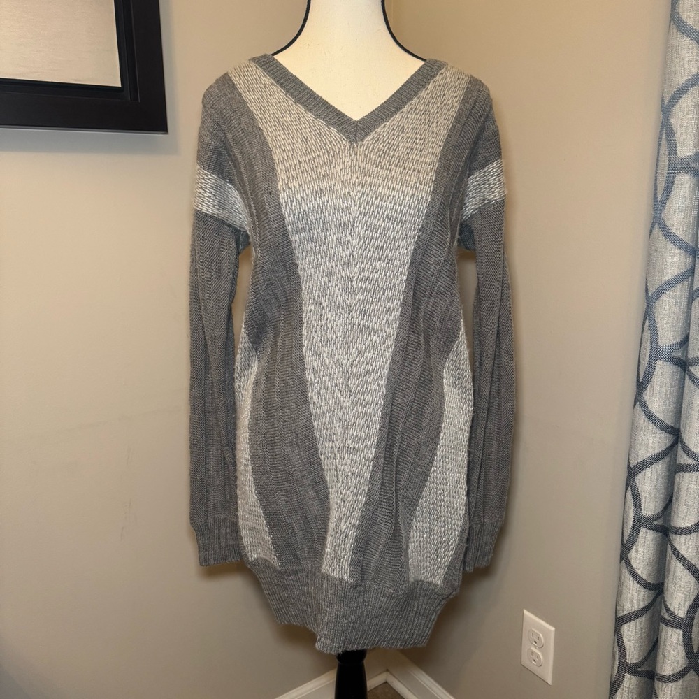 American Eagle Outfitters Gray Colorblock Longline Knit Sweater‎ Tunic M